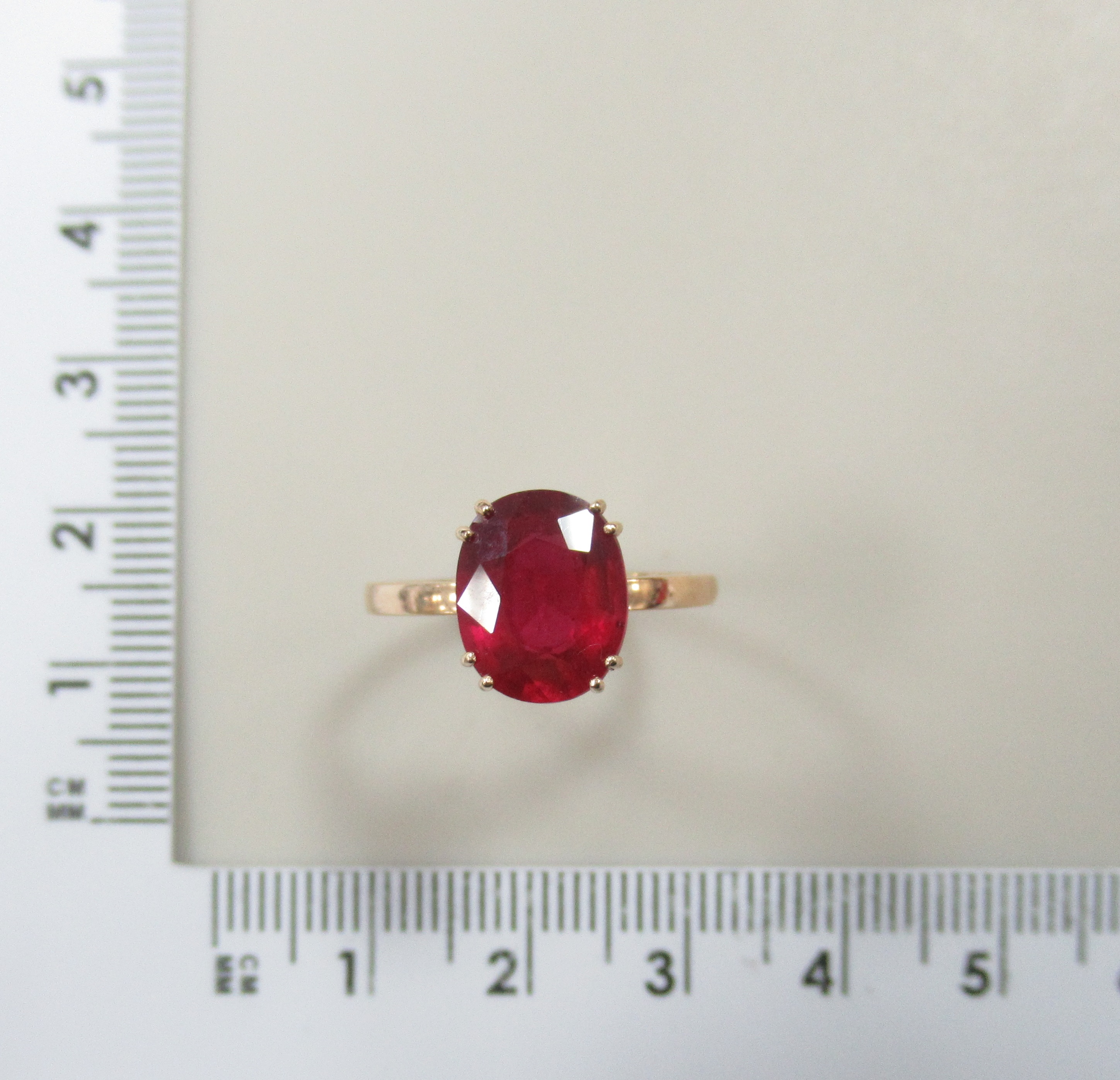 Серебряное кольцо с рубином